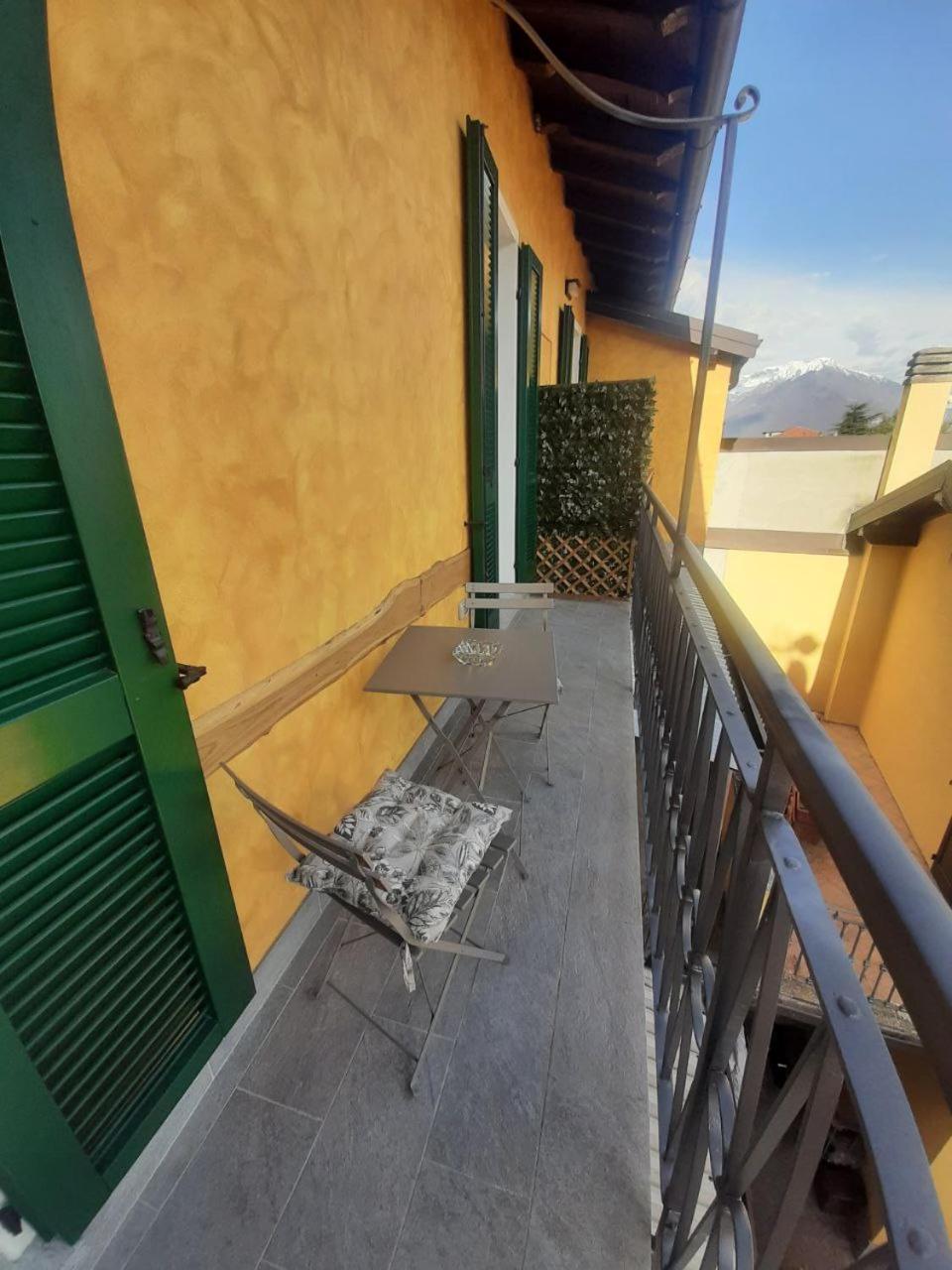 Casa Pina Lägenhet Gravedona Exteriör bild
